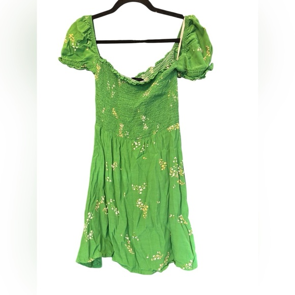 Faithfull The Brand Revolve Anthro Green Cap Sleeve Smocked Floral Mini Size S - Picture 6 of 6